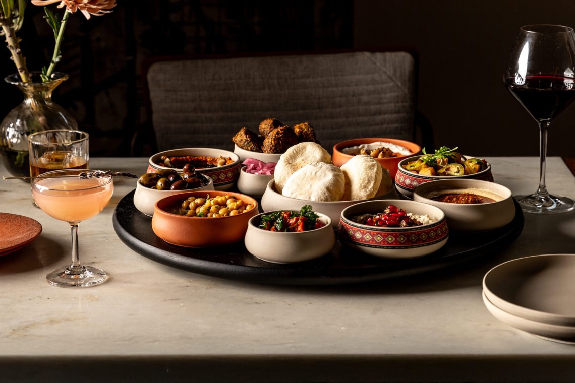 Ladyhawk de West Hollywood redéfinit le centre-oriental