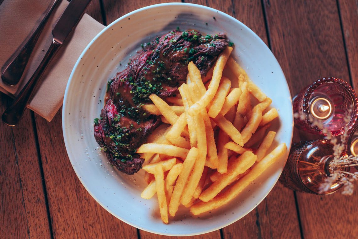 Mon ami élève le paysage culinaire de Santa Monica