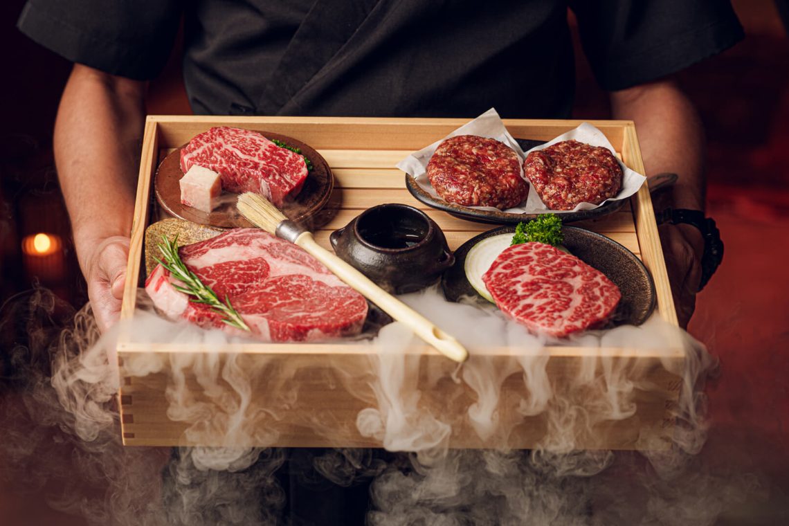 Séoul rencontre Dubaï à Smoki Moto Korean Steakhouse