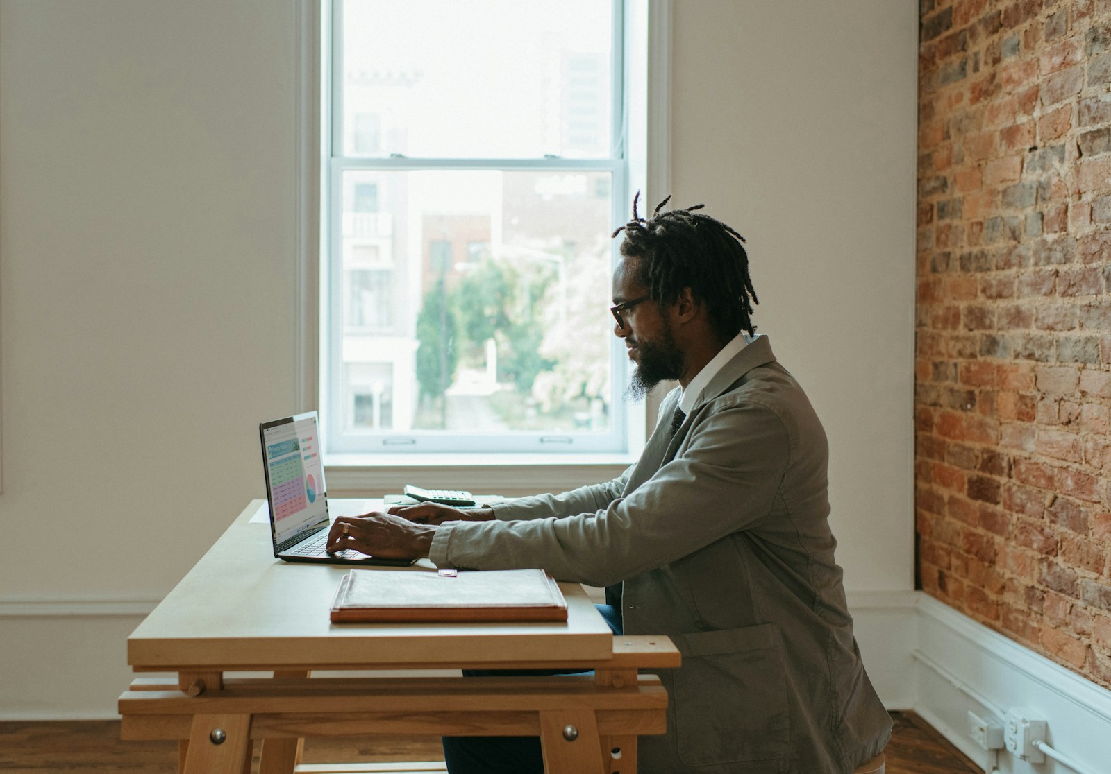 What Productive Leaders Prioritize (Hint: It’s Not Just Output)