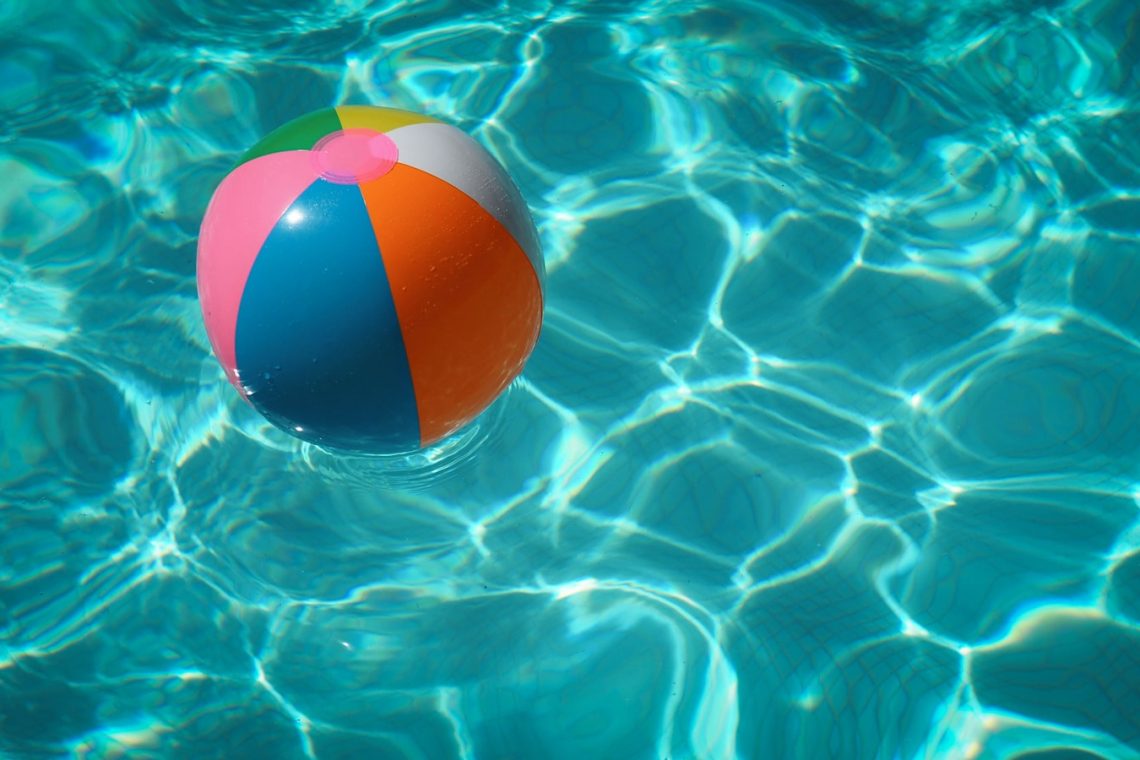Tips to save on your summer trip