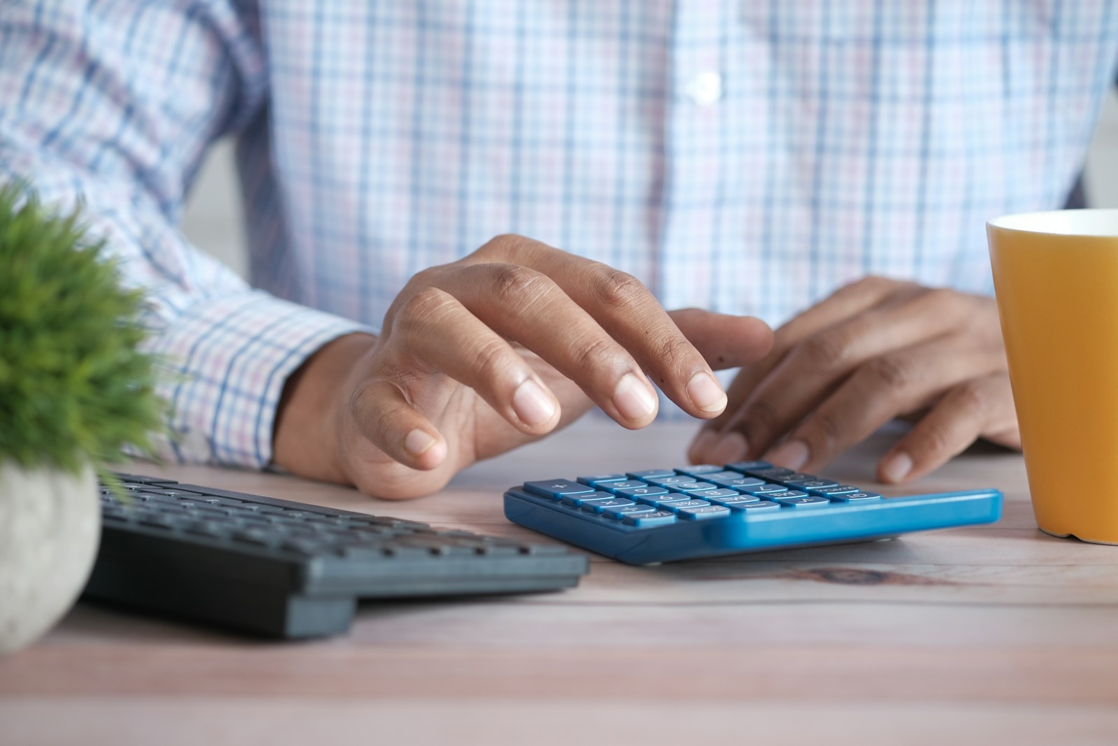 Young Australians divided on super tax plan