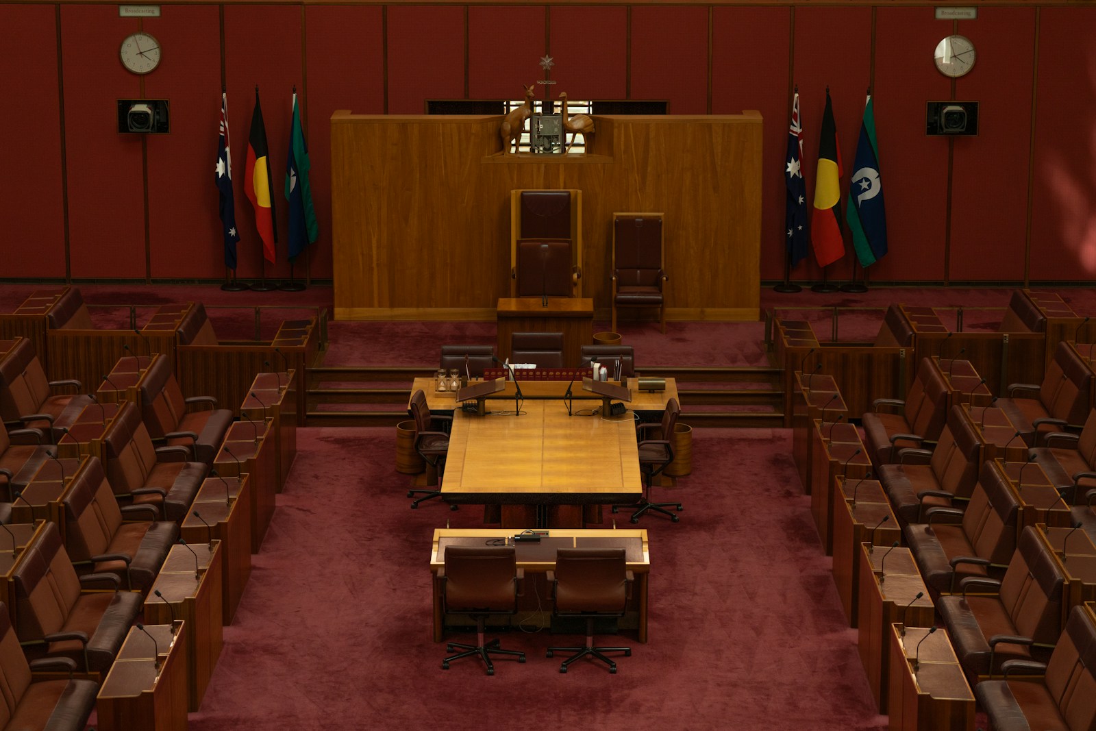 Ohio lawmakers to cut educators