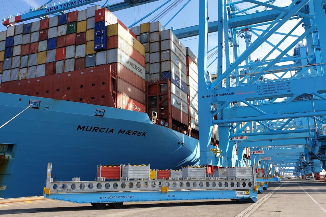 Trump postpones EU tariff, market relieved