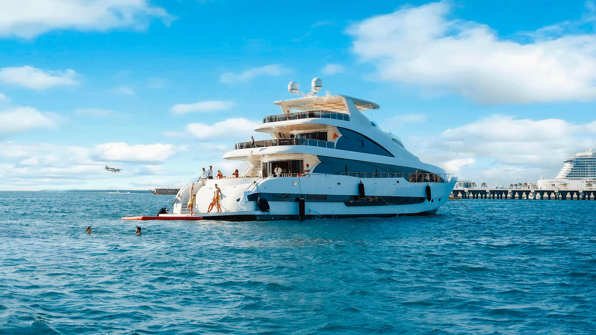 Découvrez la meilleure visite de Superyacht de Dubaï avec Xclusif