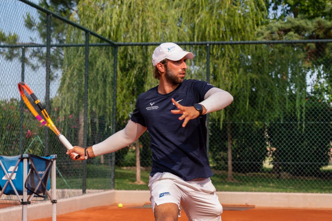 La formation de tennis de classe mondiale revient à Sani Resort