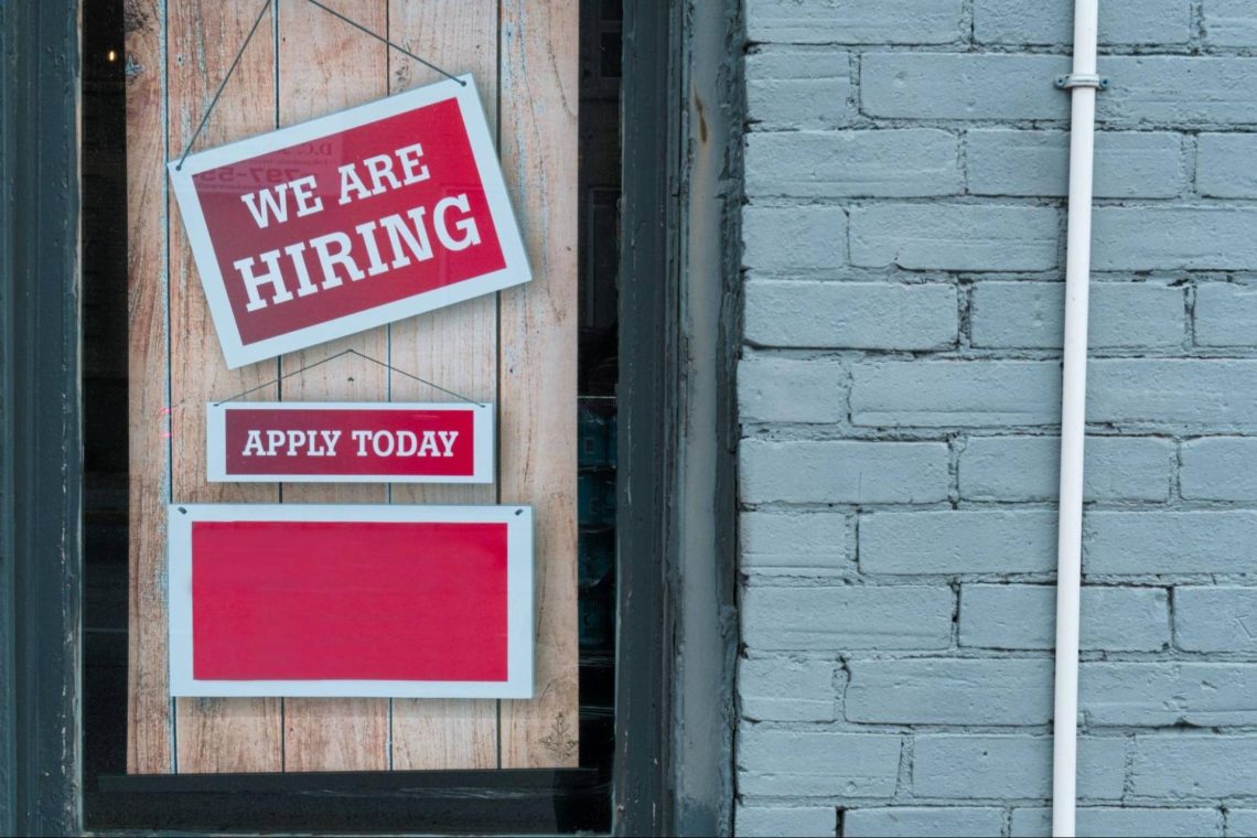 in-house vs outsourcing