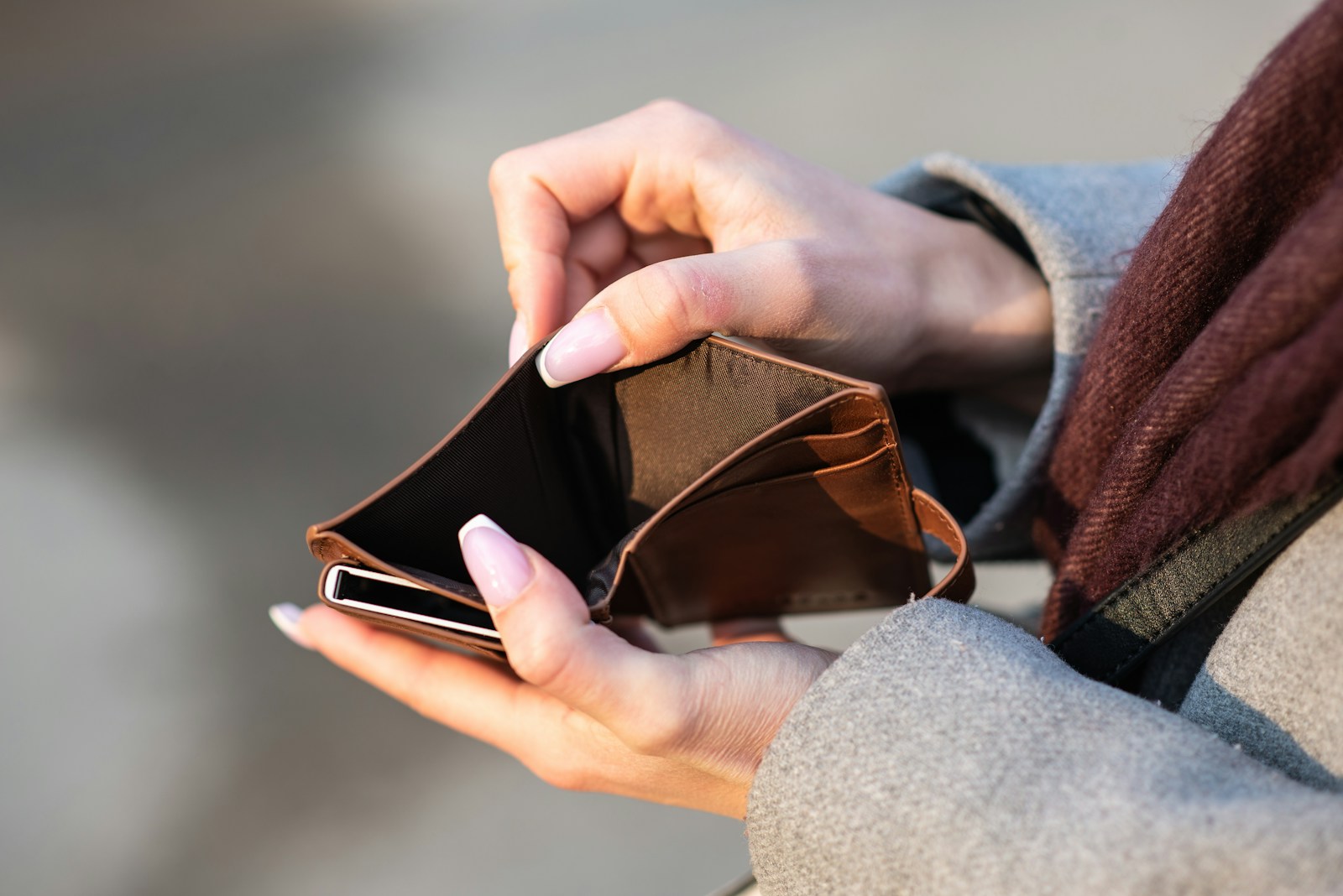 Americans feel financially insecure as costs rise
