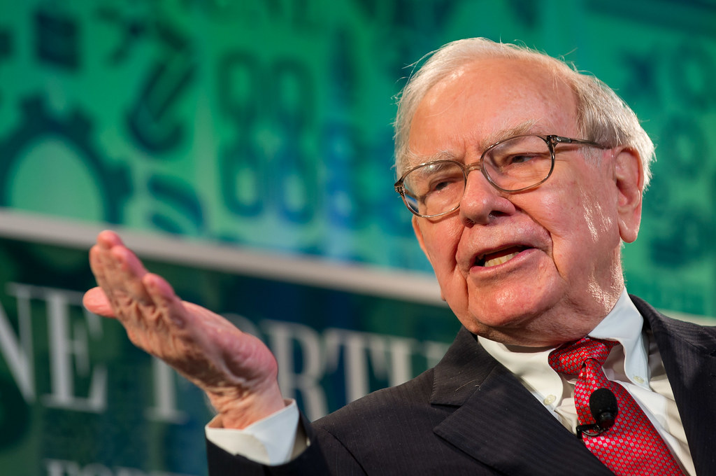 Warren Buffett steps down as Berkshire CEO