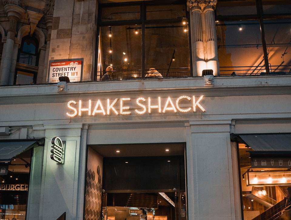 Shake Shack Shares Drop 11% After Weak Revenue Forecast