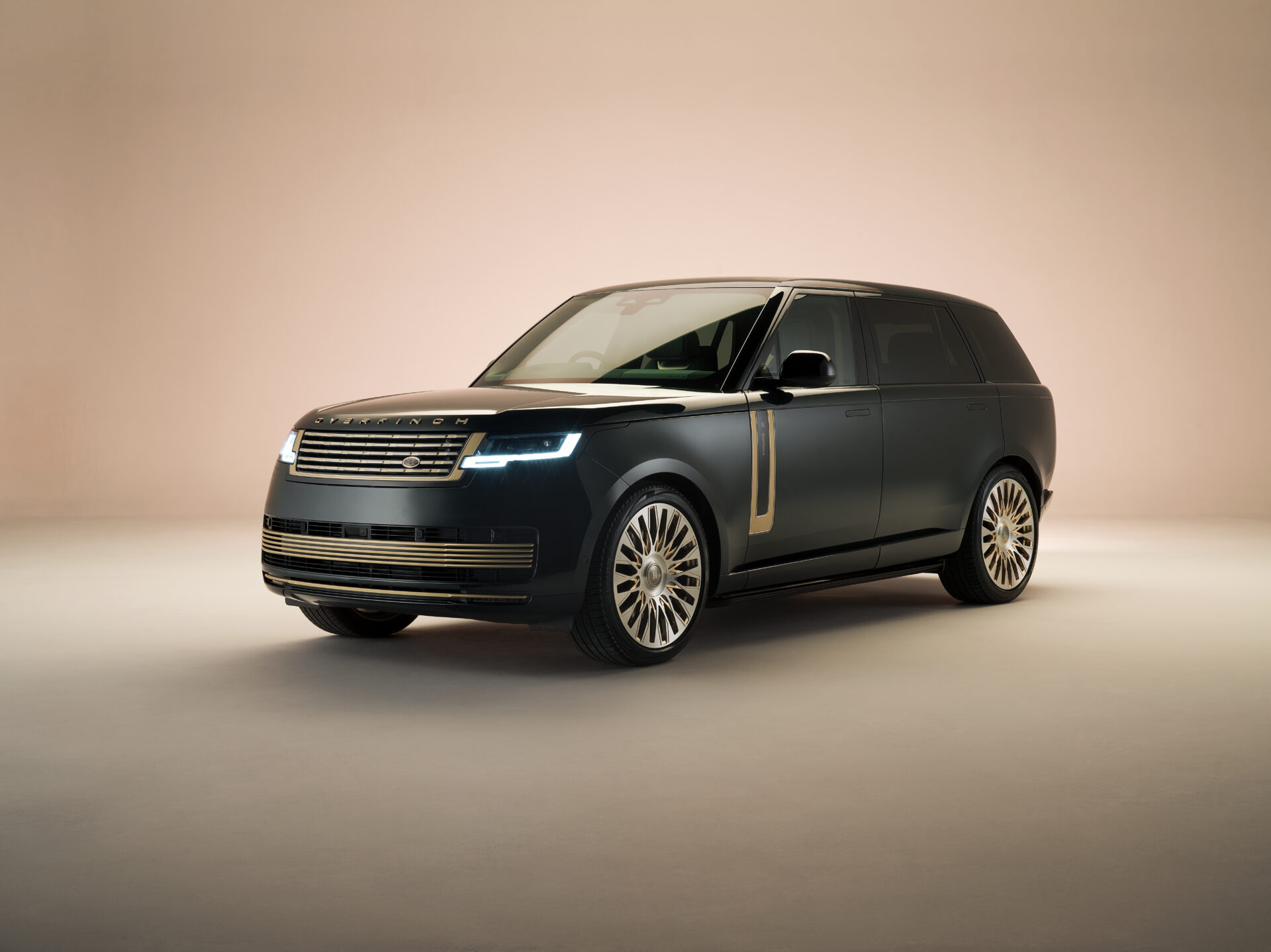 Range Rover exclusif Holland & Holland Edition par Overfinch