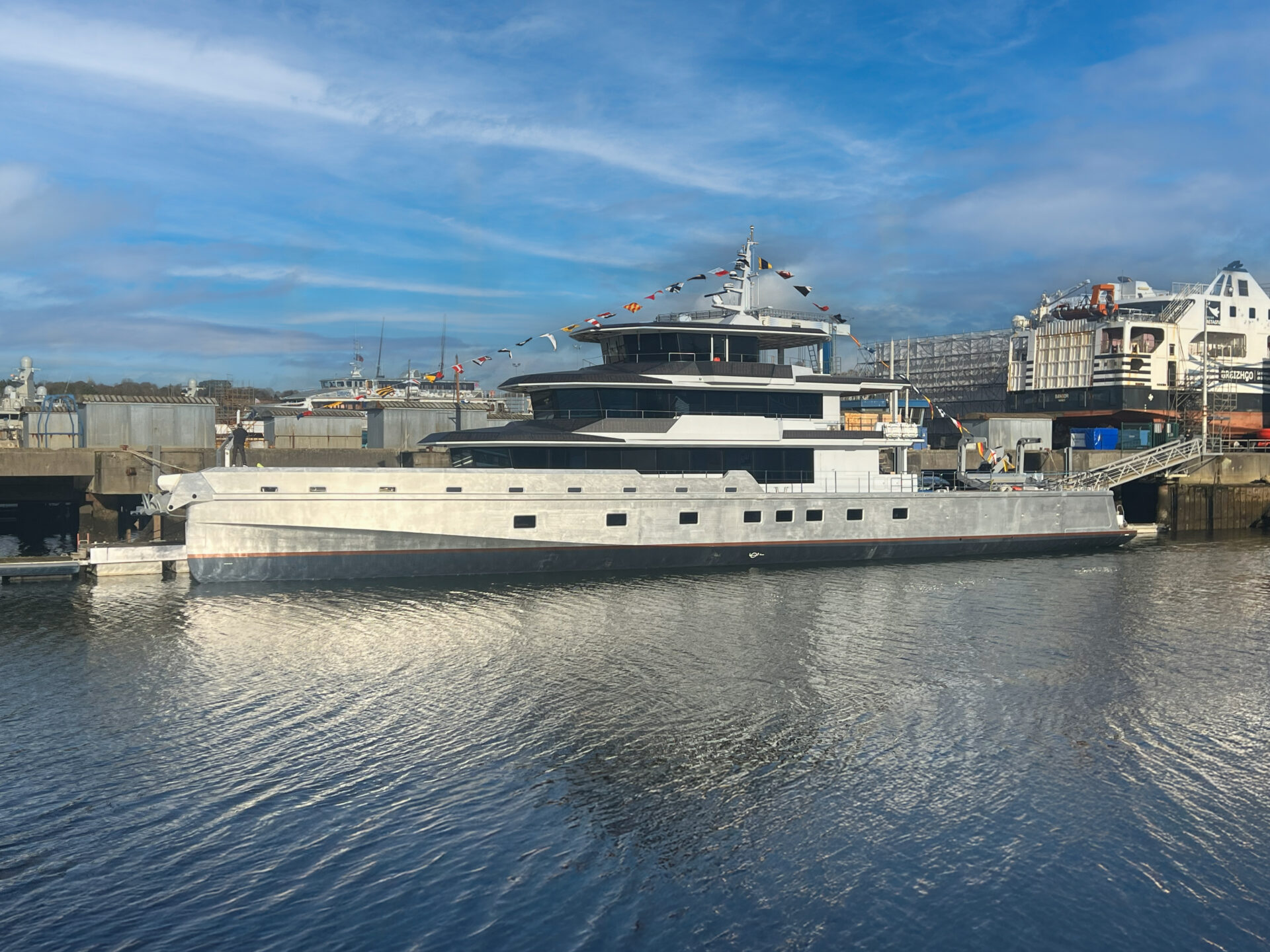 JFA Yachts lance son dernier explorateur hybride