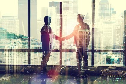 Sales Agents Ltd acquiert AgentBase