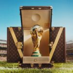 Louis Vuitton dévoile une malle de trophées sur mesure pour la Coupe du Monde de la FIFA